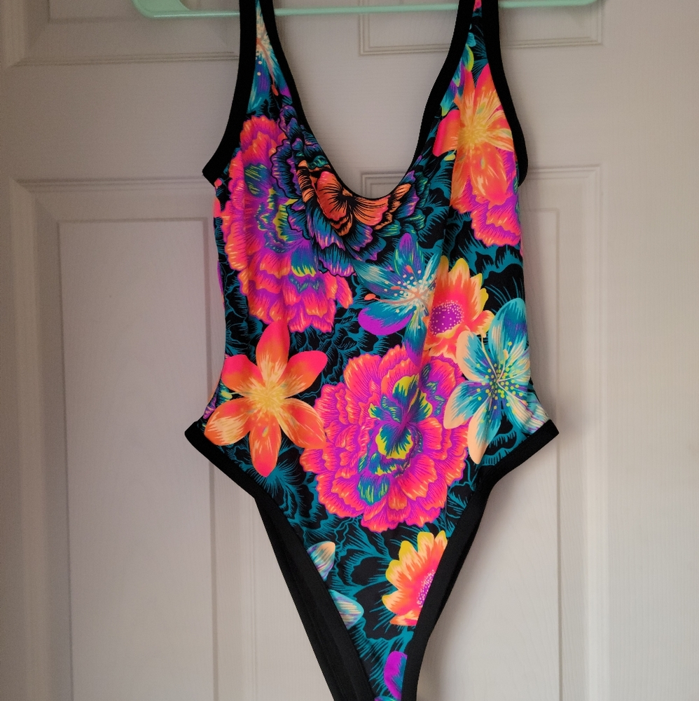 Body Glove Neon Flowers and Black One Piece Swimsuit Bathing suit